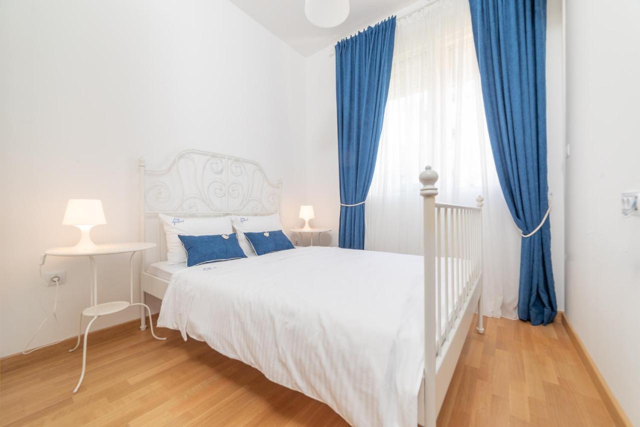 Ana'S Apartment Budva Mne Ngoại thất bức ảnh